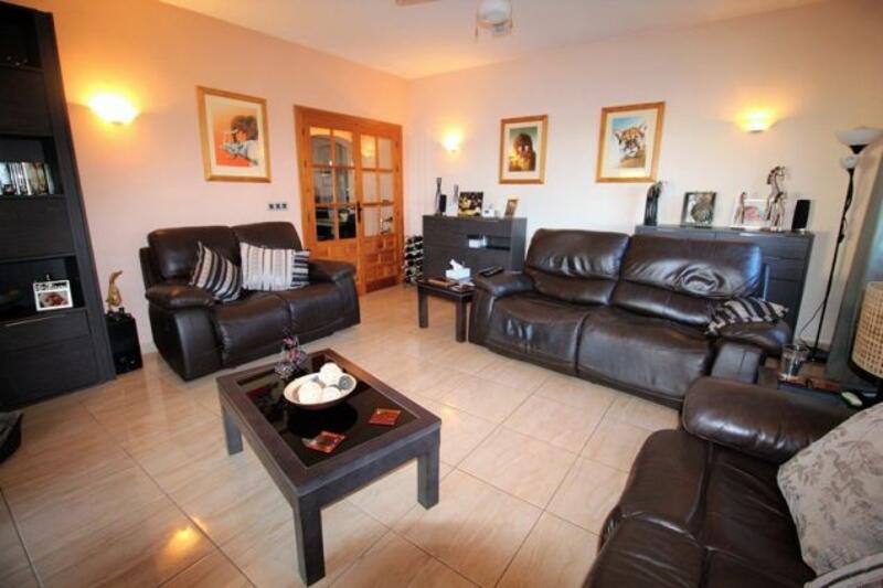 4 Schlafzimmer Villa zu verkaufen