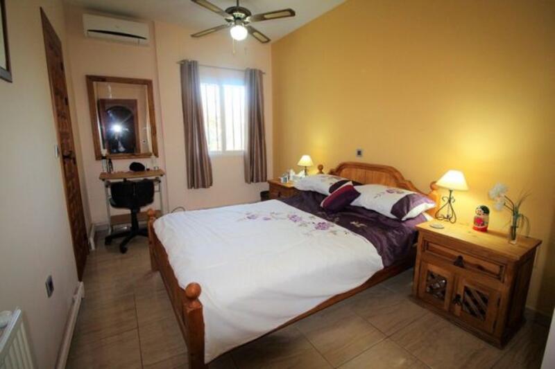 4 Schlafzimmer Villa zu verkaufen