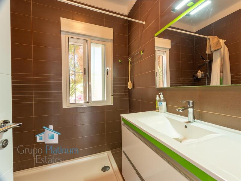 4 Schlafzimmer Villa zu verkaufen