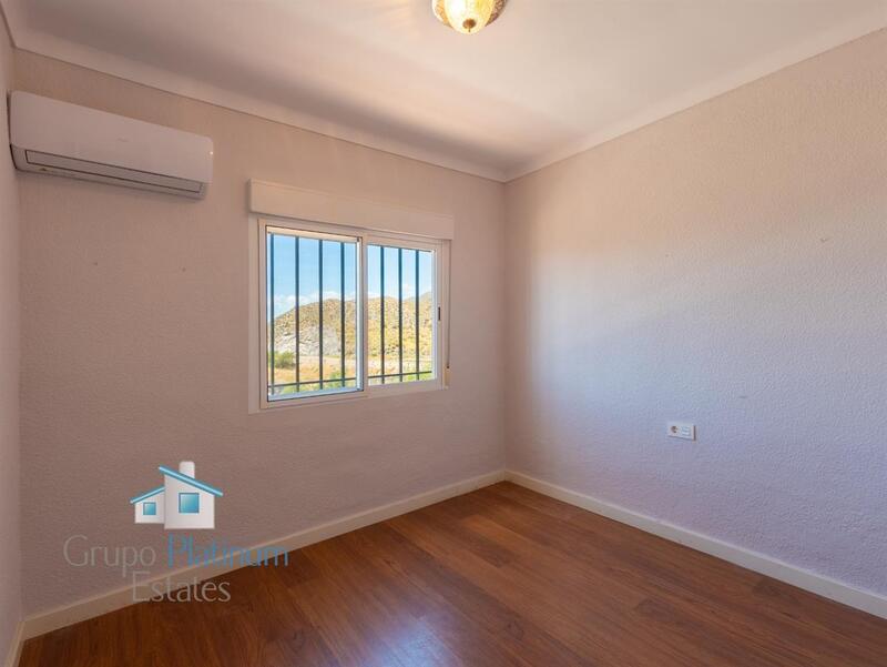 4 Schlafzimmer Villa zu verkaufen