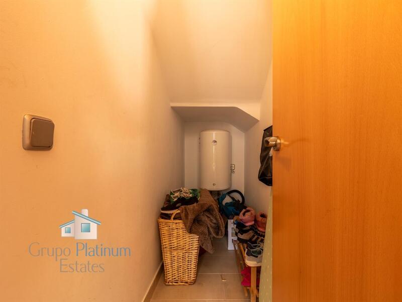3 bedroom Townhouse for sale