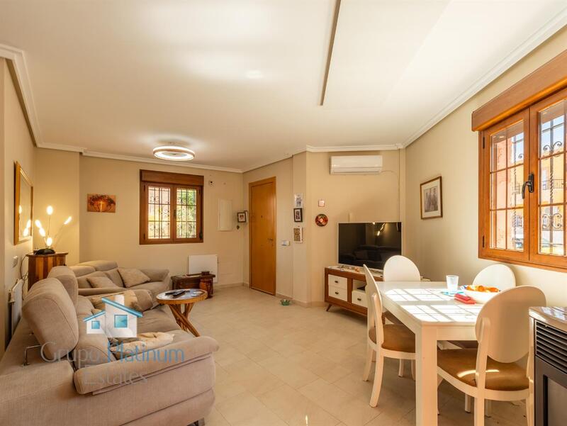 3 bedroom Townhouse for sale
