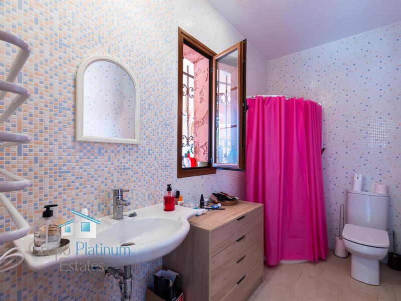 3 bedroom Townhouse for sale