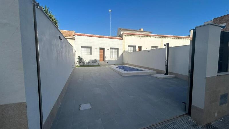 3 bedroom Villa for sale 3 bedroom Villa for sale