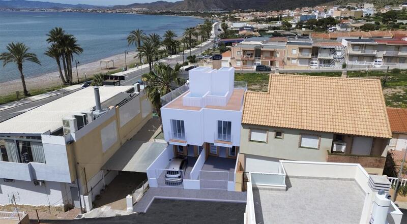 2 bedroom Townhouse for sale 2 bedroom Townhouse for sale