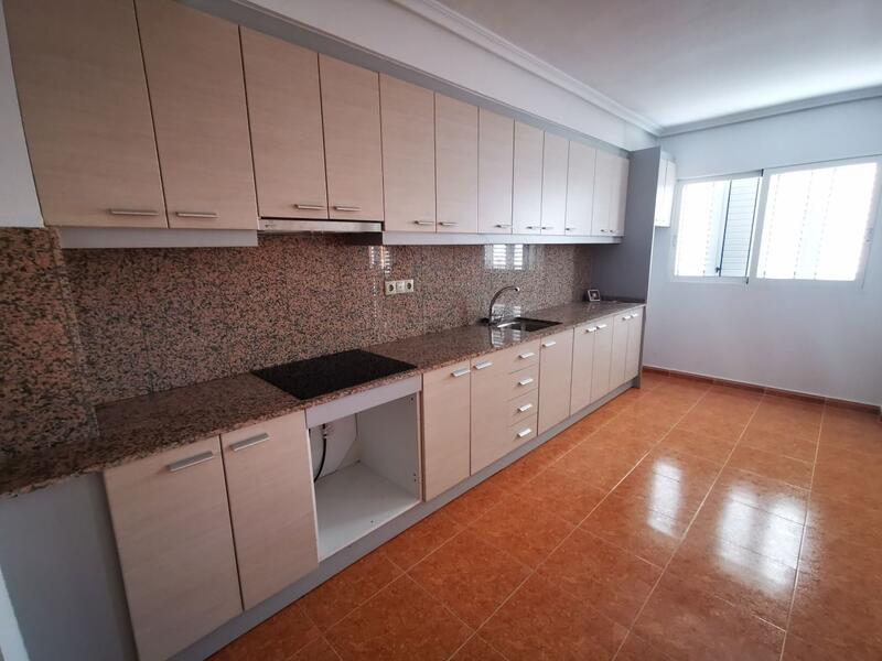 3 bedroom Apartment for sale