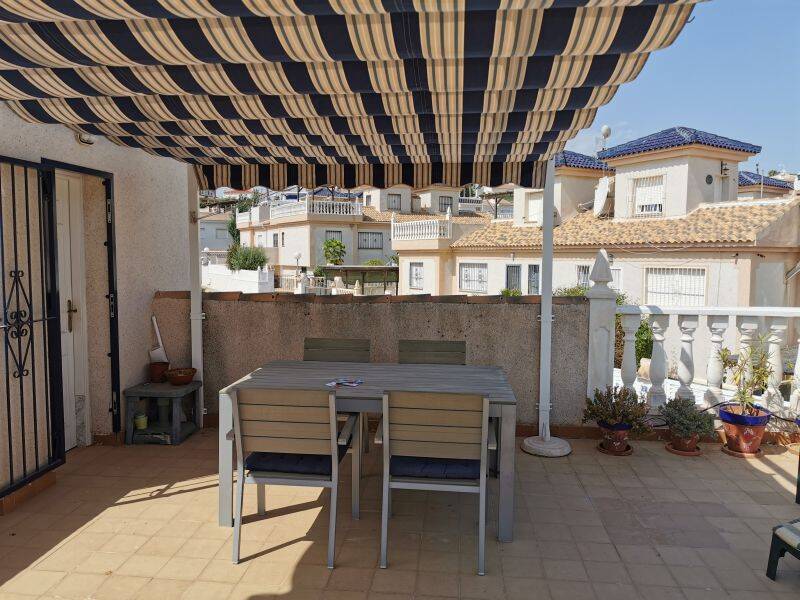 2 Cuarto Villa en venta