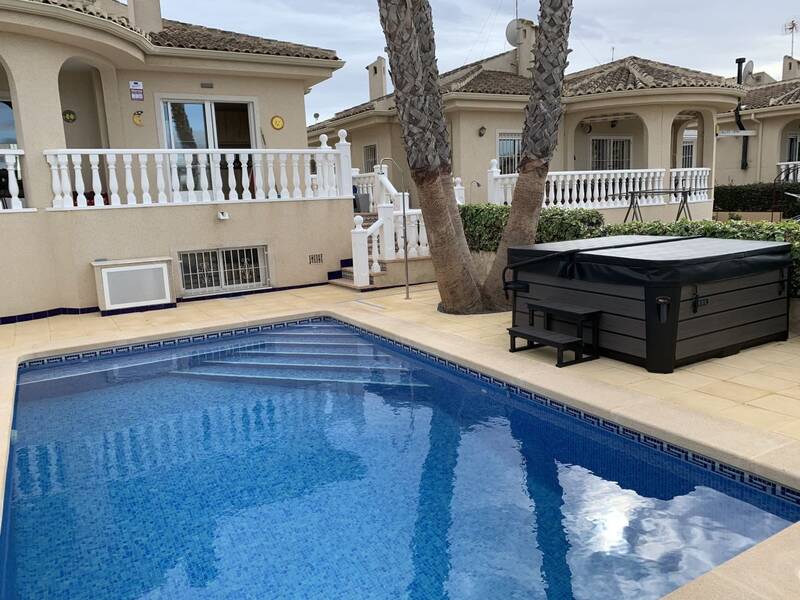 4 bedroom Villa for sale