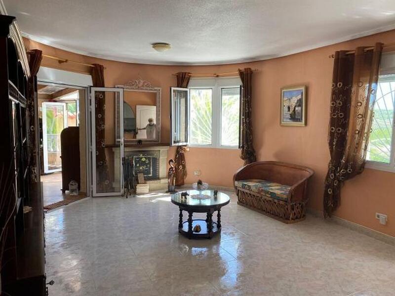 2 Cuarto Villa en venta