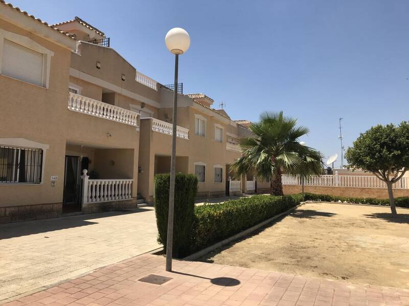 2 Cuarto Villa en venta