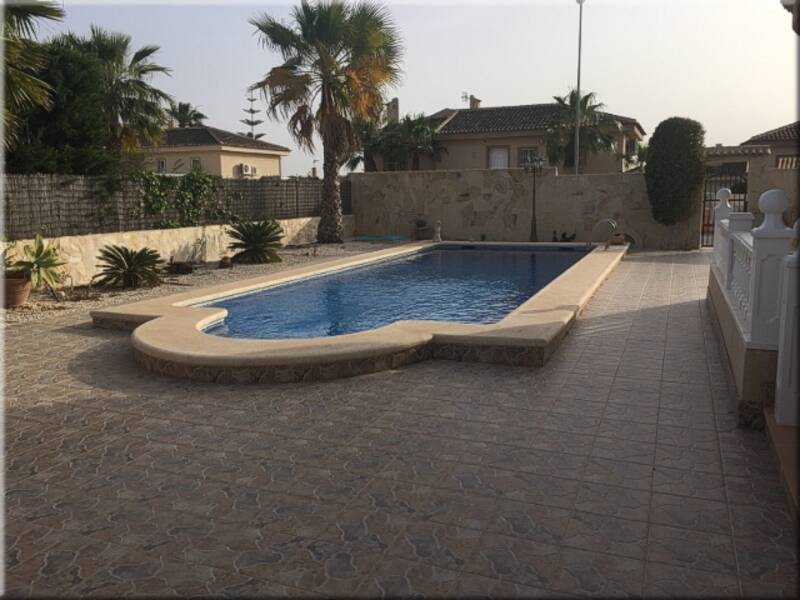 5 bedroom Villa for sale