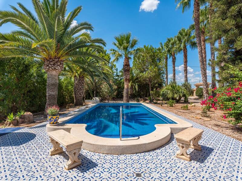 Country House for sale in Daya Vieja, Alicante