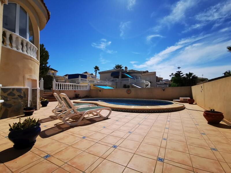 4 bedroom Villa for sale