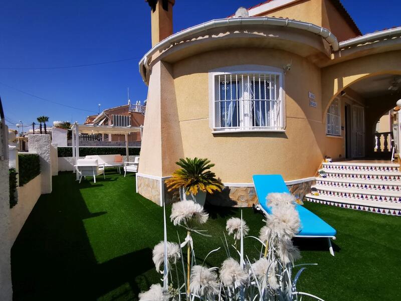 3 Cuarto Villa en venta