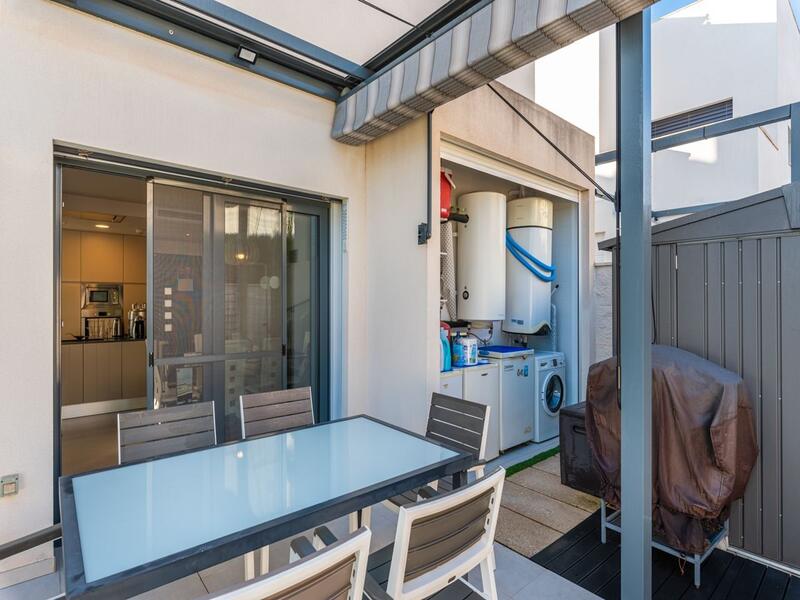 2 Cuarto Villa en venta