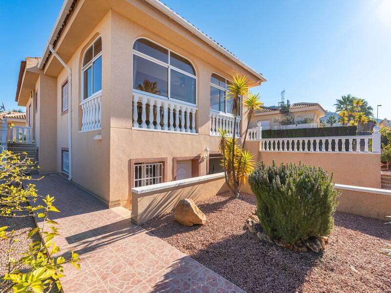 4 Cuarto Villa en venta