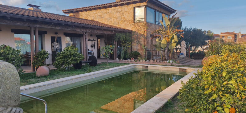 Villa til salg i Castellbisbal, Barcelona