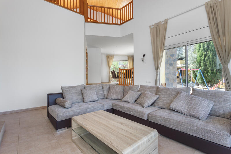5 Schlafzimmer Villa für Langzeitmiete