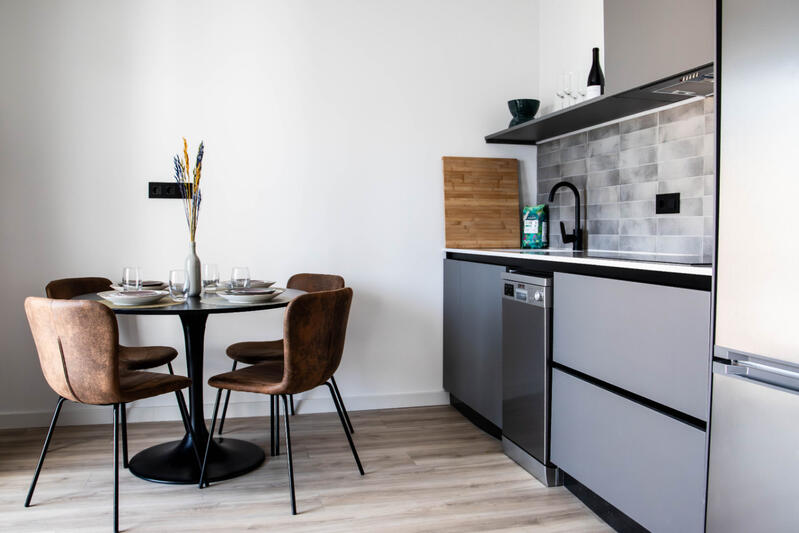 2 bedroom Apartment for Long Term Rent