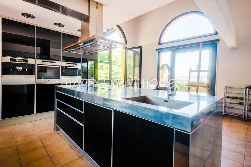 4 bedroom Country House for sale