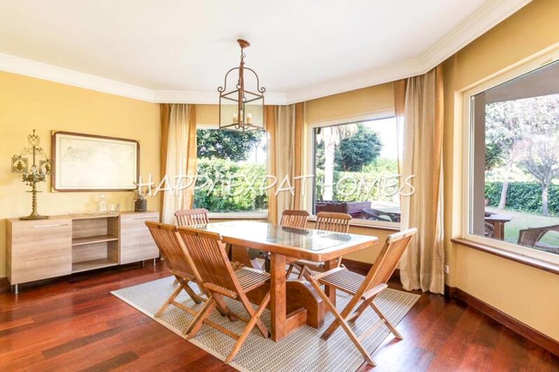 6 Cuarto Villa en venta