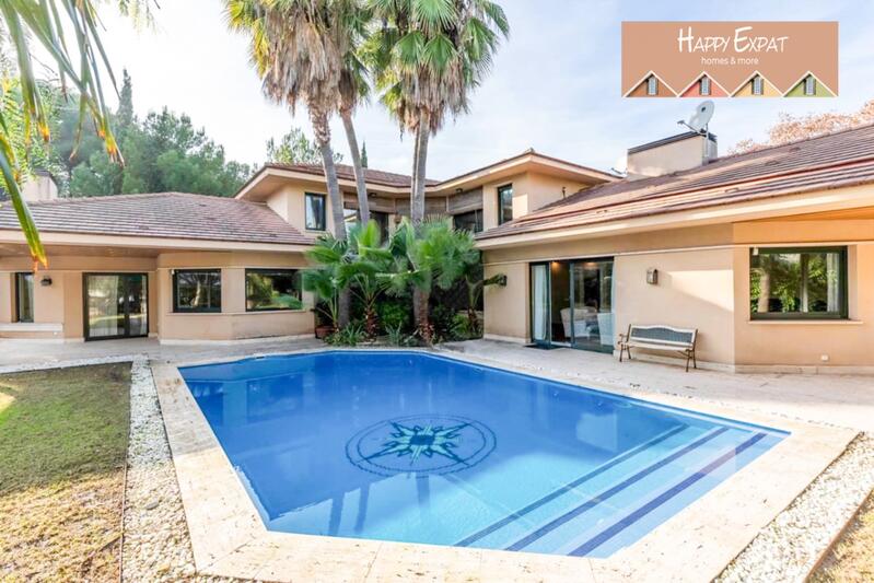 6 Cuarto Villa en venta