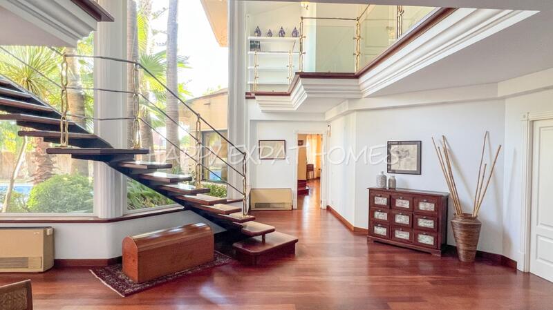 6 Cuarto Villa en venta
