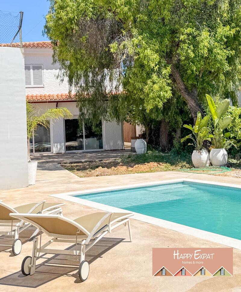Villa til salgs i Sitges, Barcelona