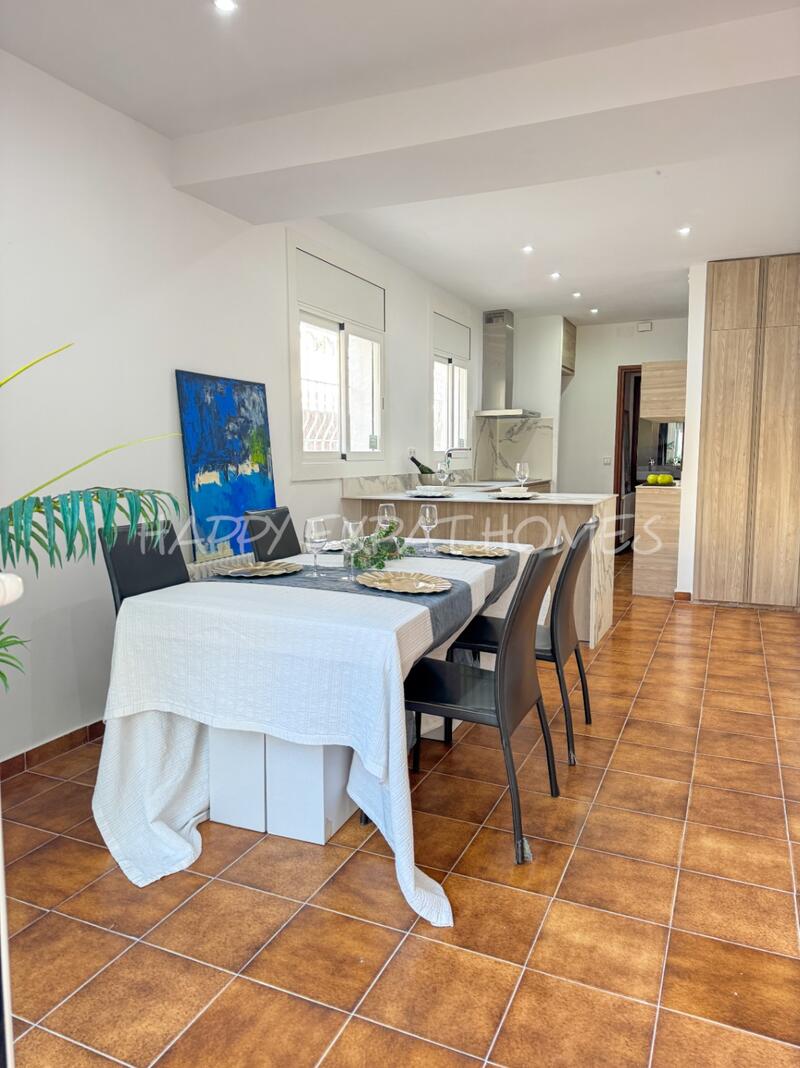 4 bedroom Villa for sale