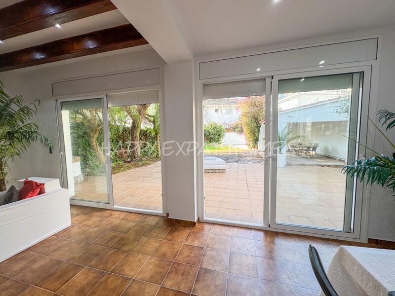 4 bedroom Villa for sale