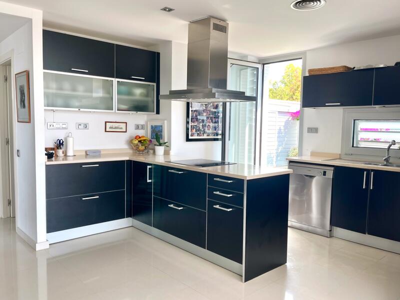 4 chambre Duplex à vendre