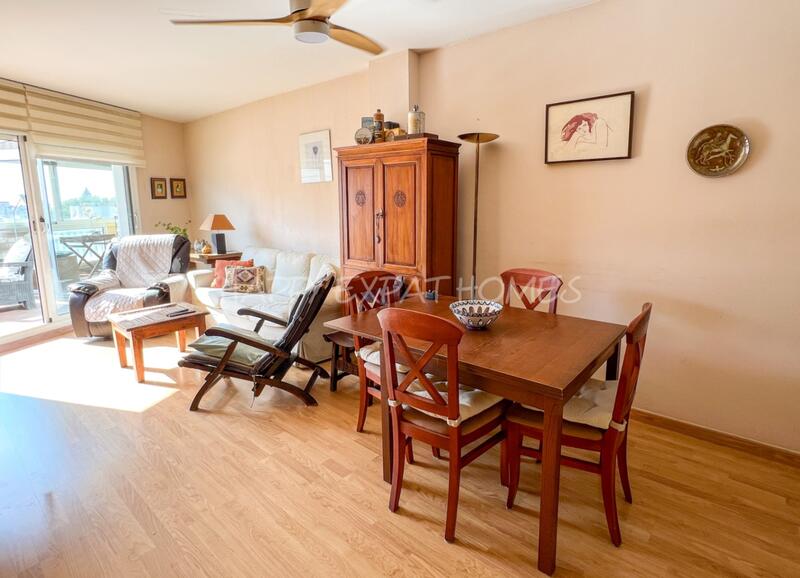 2 bedroom Apartment for sale