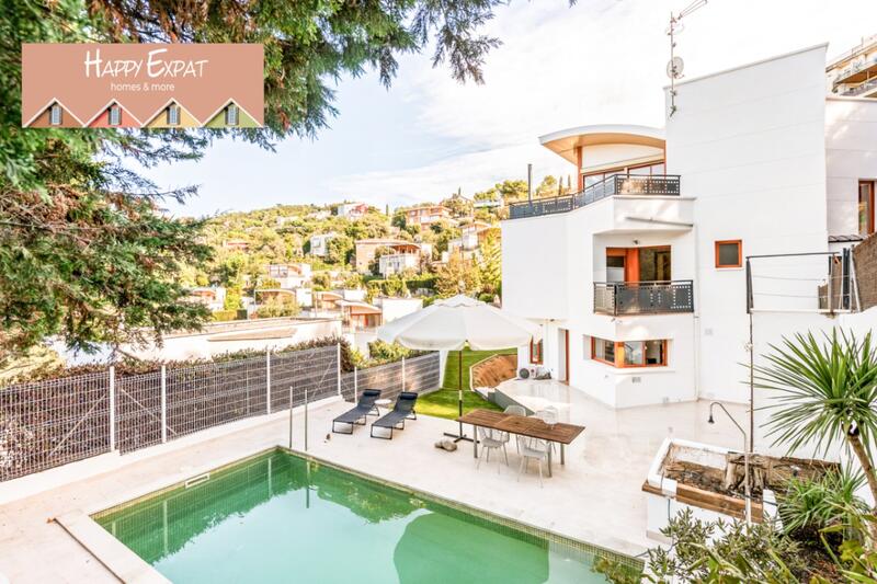 6 bedroom Villa for sale 6 bedroom Villa for sale