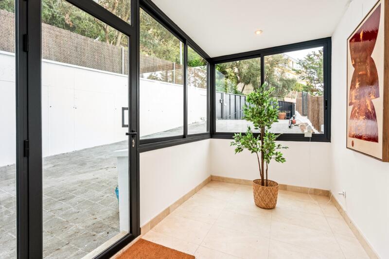 6 bedroom Villa for sale 6 bedroom Villa for sale