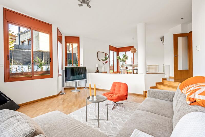 6 bedroom Villa for sale 6 bedroom Villa for sale