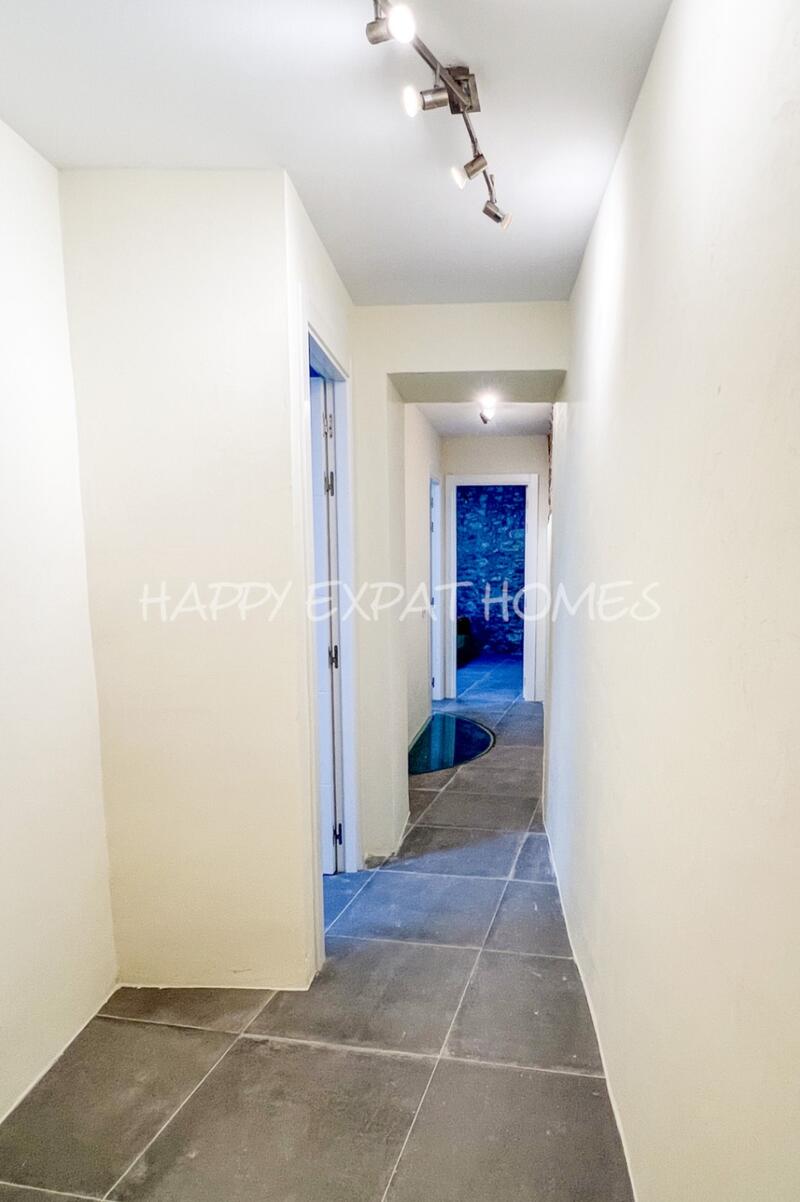 6 bedroom Cave House for sale