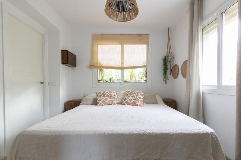 3 bedroom Cave House for Long Term Rent