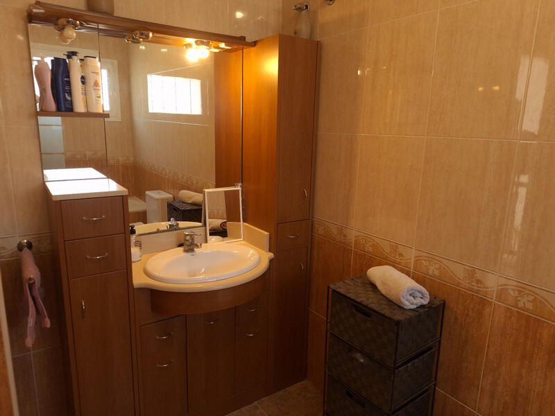 4 спальная комната вилла продается