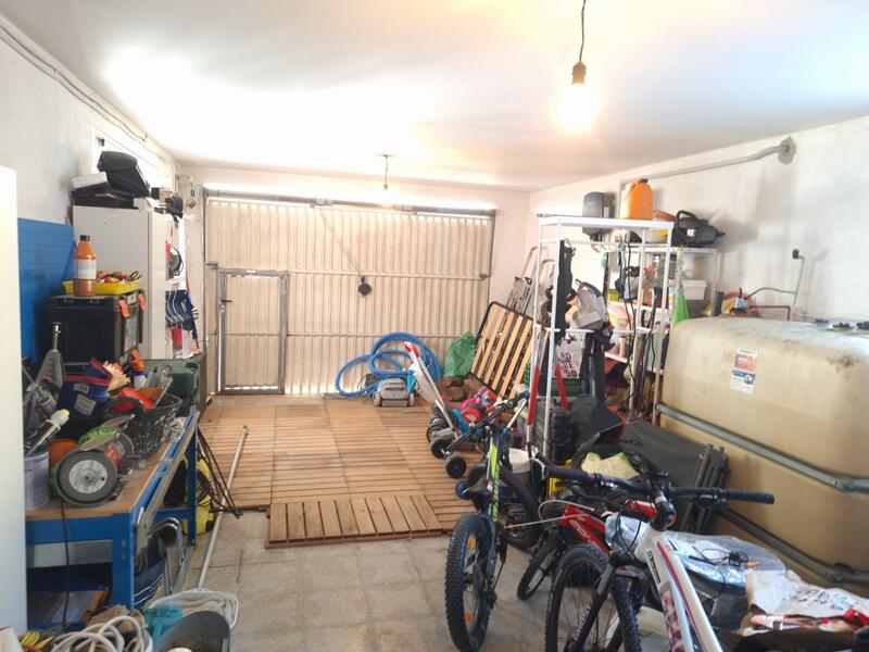 4 спальная комната вилла продается