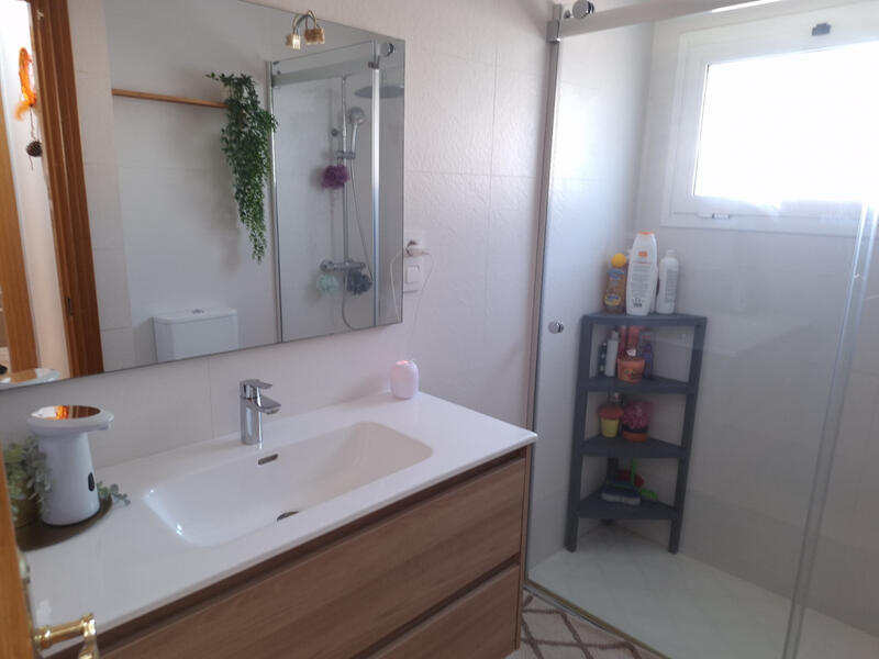 4 спальная комната вилла продается