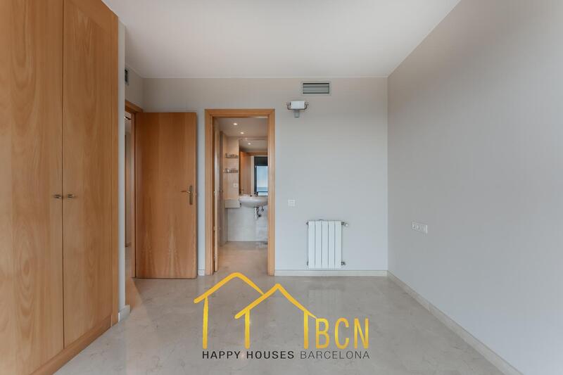 4 bedroom Apartment for sale