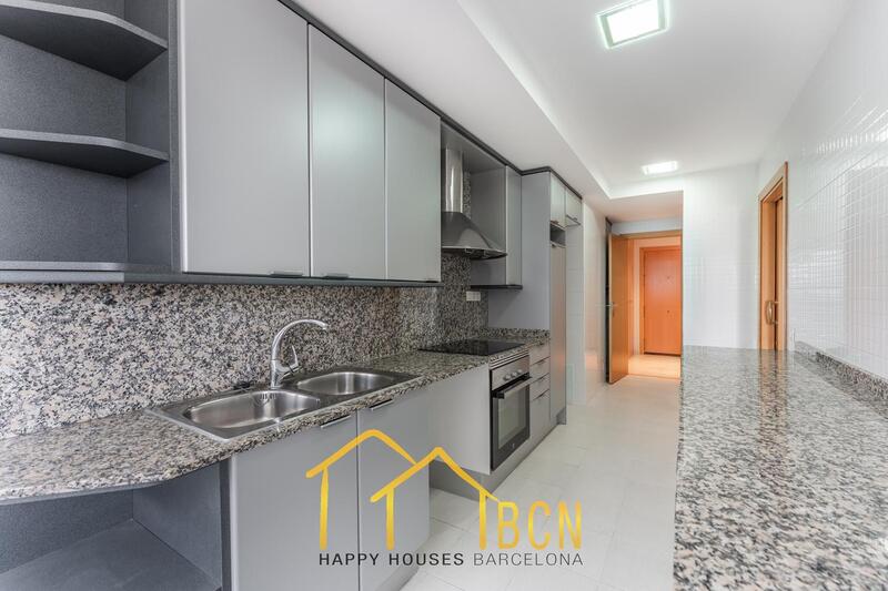 4 bedroom Apartment for sale