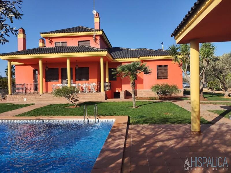 Country House for sale in Mairena del Alcor, Sevilla