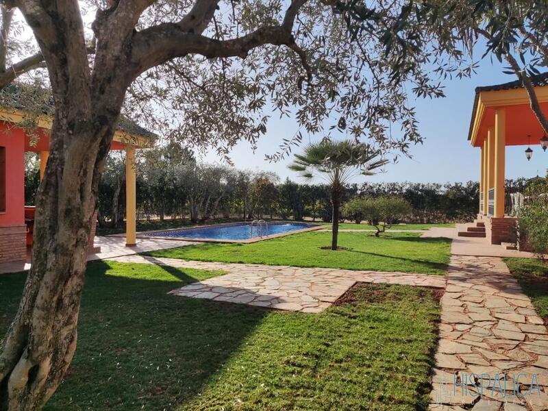 6 Cuarto Casa de Campo en venta