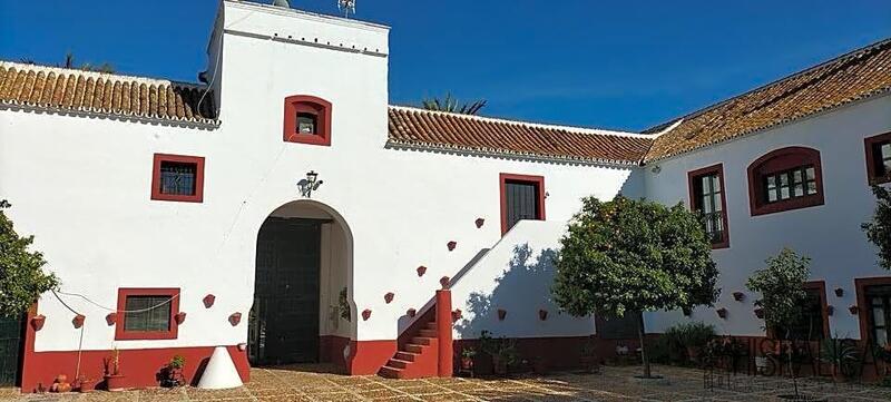 20 Cuarto Casa de Campo en venta