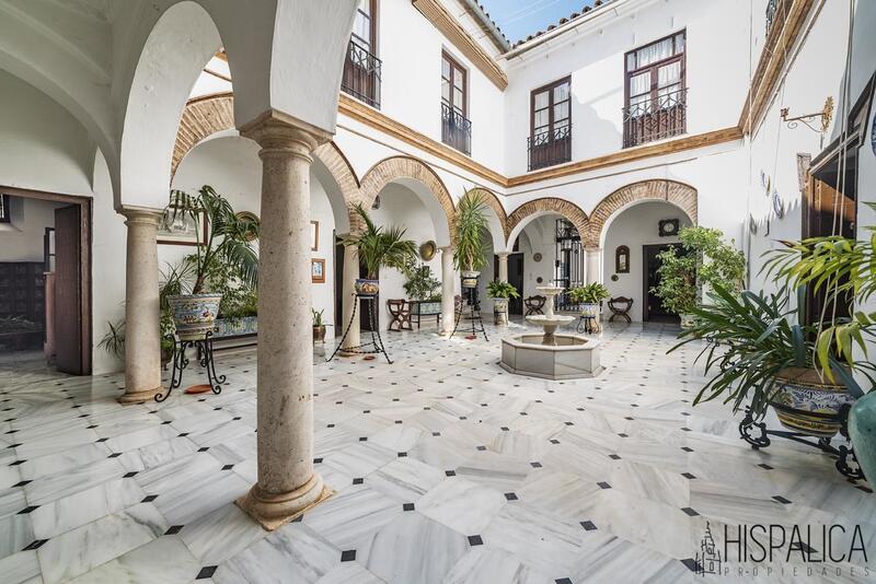 Villa for sale in Ecija, Sevilla