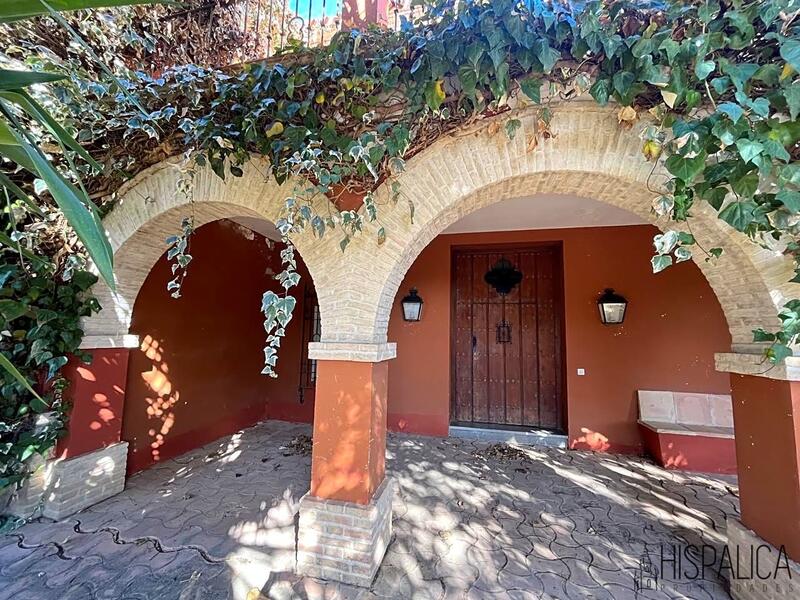 8 Cuarto Villa en venta