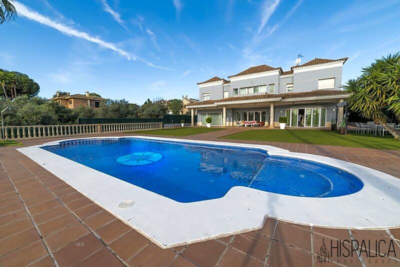 Villa til salg i Gelves, Sevilla