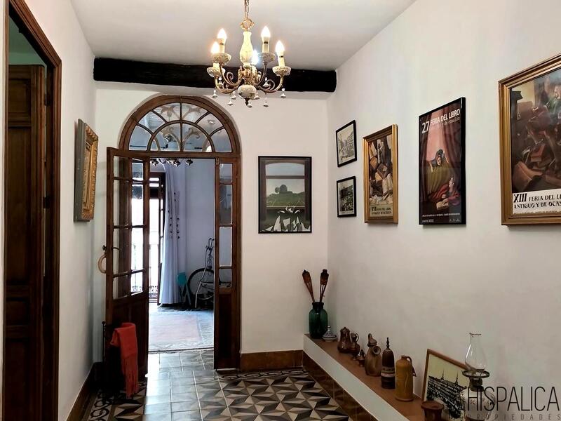 Villa for sale in Cortegana, Huelva