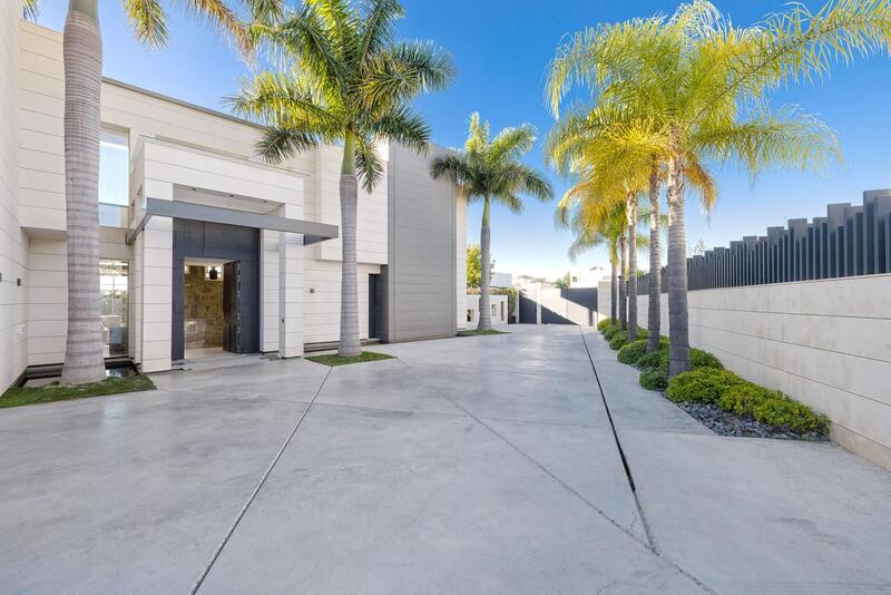 Villa til salgs i Marbella, Málaga